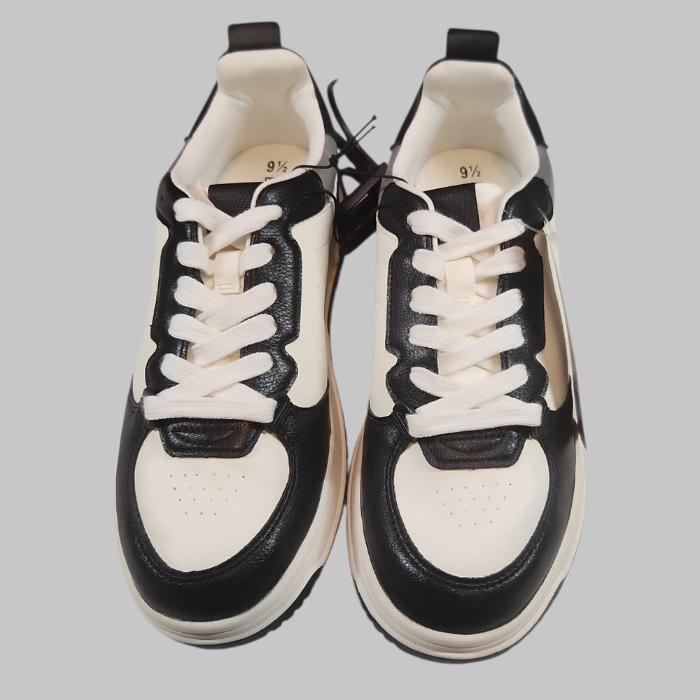 No Boundaries Sport Sneakers Women's Size 9 1/2 White Polyurethane Lace up NWT